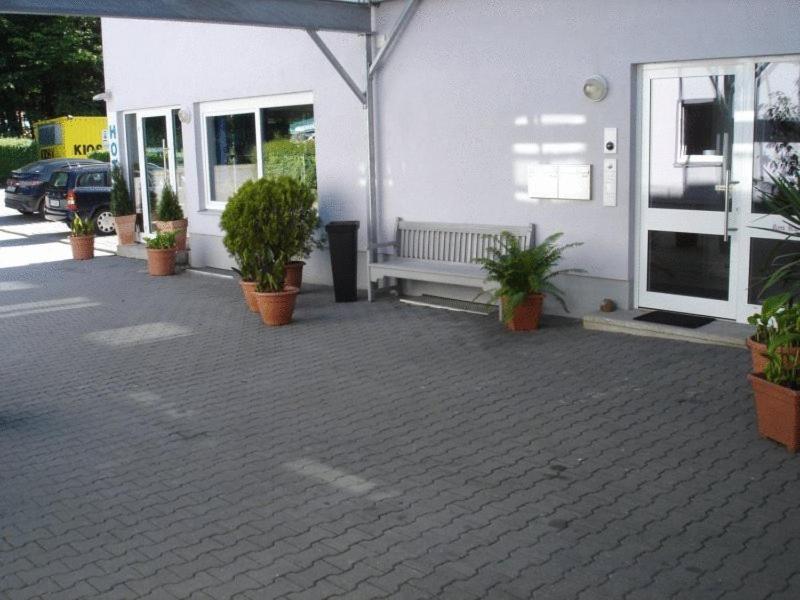 Hotel Papillon Lappersdorf  Buitenkant foto