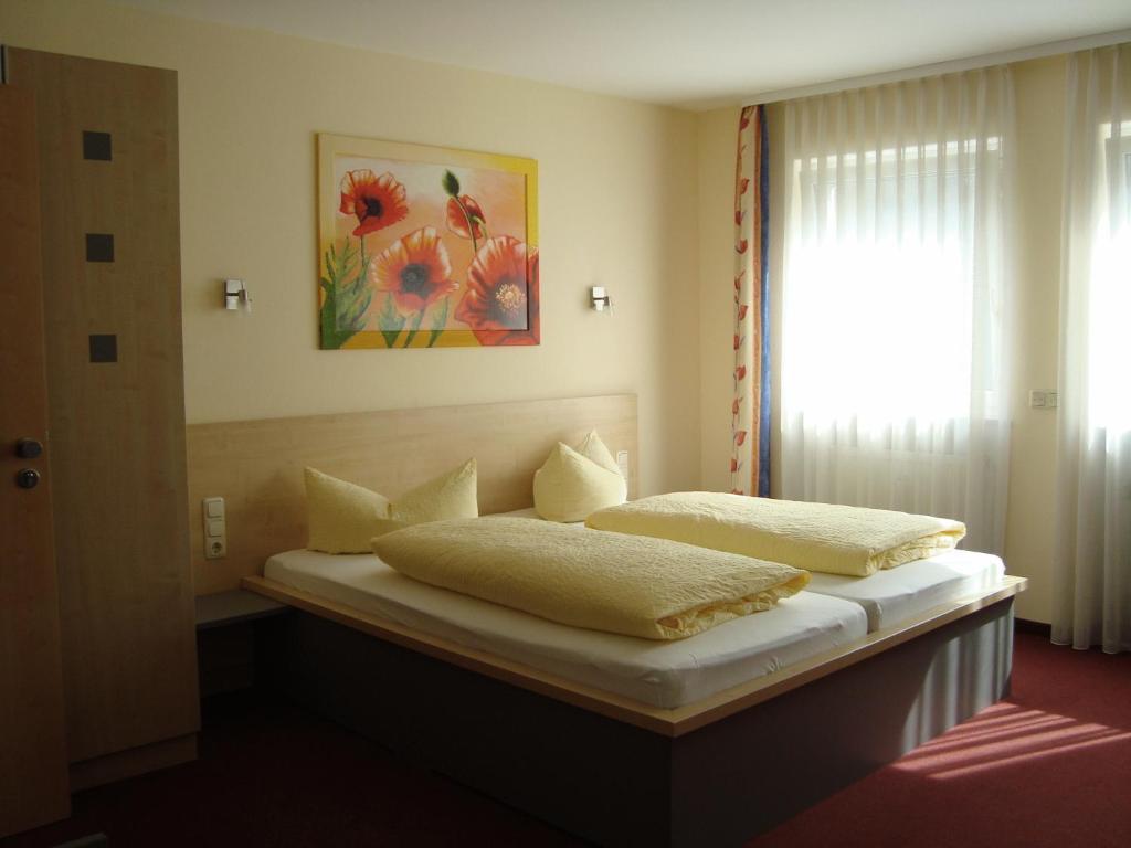 Hotel Papillon Lappersdorf  Buitenkant foto